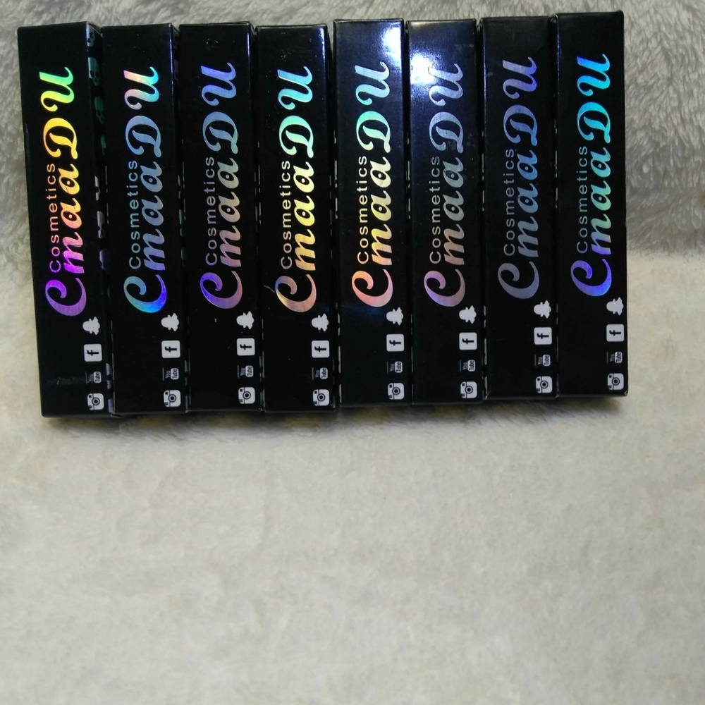 Lipstick - Picture 6 of 6